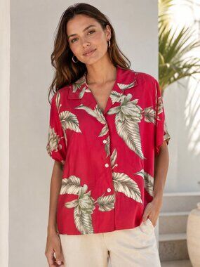 Vintage Banana Bay 100% Silk Hawaiian Shirt Mother of Pearl Buttons